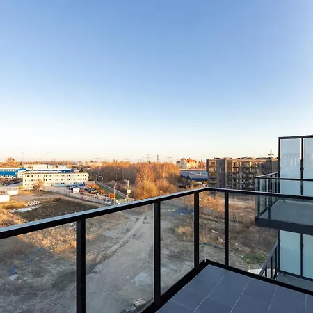 Nadmotlawie Chic By Bookinghost