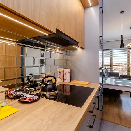 Nadmotlawie Chic By Bookinghost *